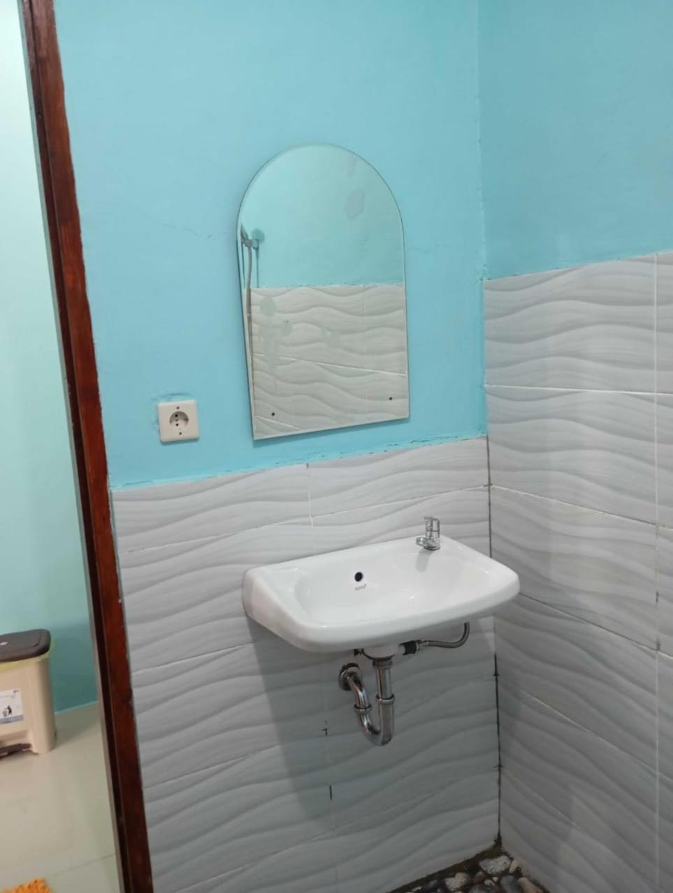 Riung Lalong Terong Guest House Esterno foto